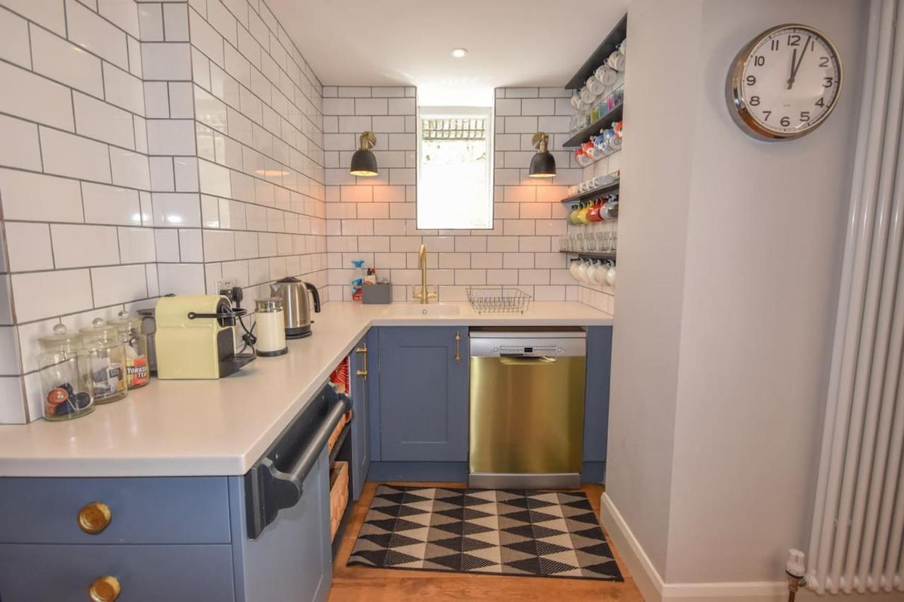 Arden Villa, Sleeps 8, Moments From The Golden Sandy Beach Of Ryde Ryde  Zewnętrze zdjęcie
